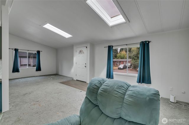 6703 5th Court SE, Lacey, WA 98503