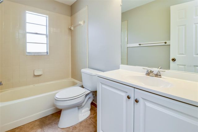 1637 PINTAIL COURT, Lutz, FL 33549