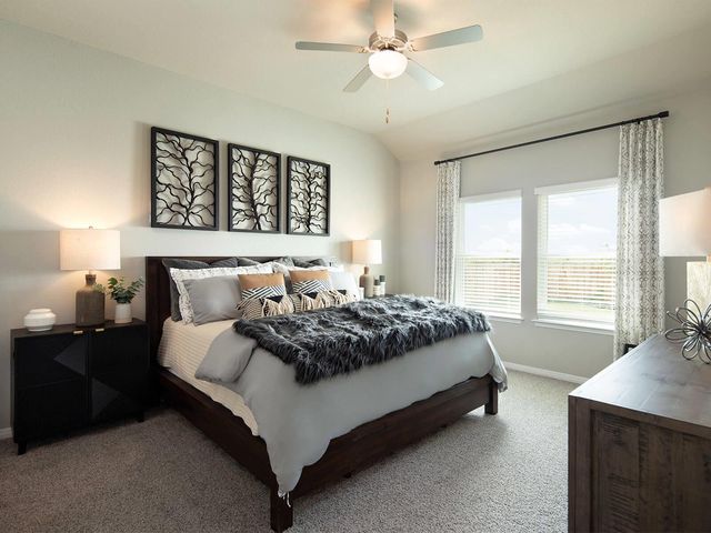 164 Coopers Hawk CRST, Cedar Creek, TX 78612