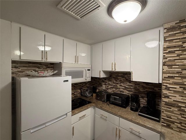 6165 CARRIER DRIVE 2404, Orlando, FL 32819
