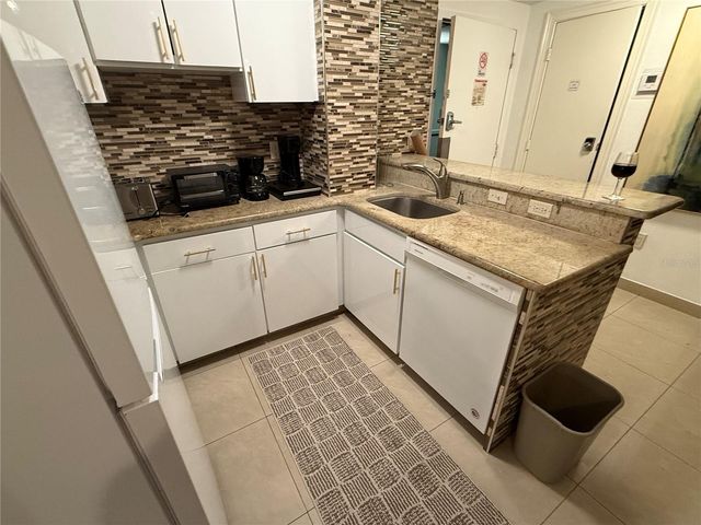6165 CARRIER DRIVE 2404, Orlando, FL 32819