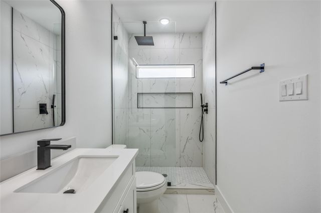 4804 Carmen Street A, Houston, TX 77033