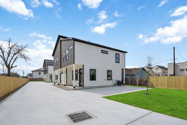 4804 Carmen Street A, Houston, TX 77033