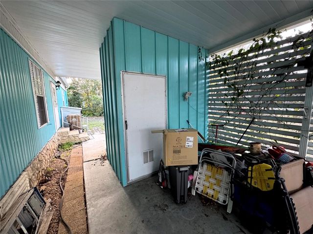 2577 BROOKSIDE CIRCLE, Mount Dora, FL 32757