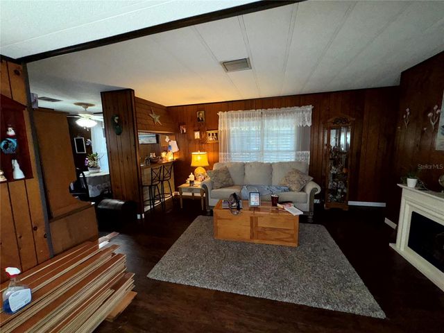 2577 BROOKSIDE CIRCLE, Mount Dora, FL 32757