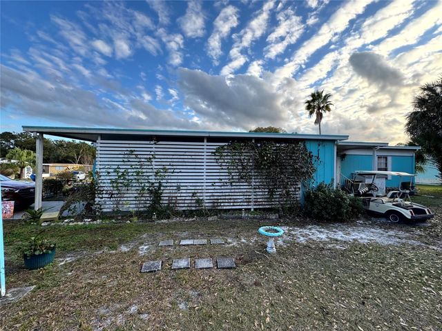 2577 BROOKSIDE CIRCLE, Mount Dora, FL 32757