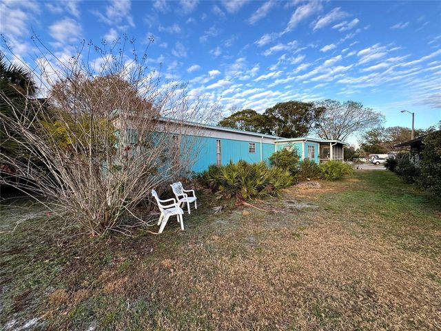 2577 BROOKSIDE CIRCLE, Mount Dora, FL 32757