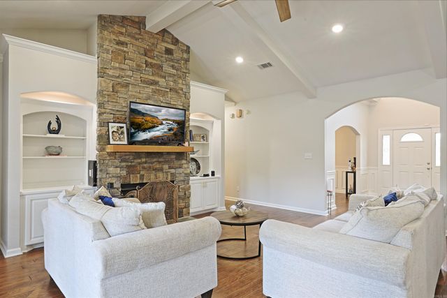 115 OVERLAND TRAIL, White Hall, AR 71602