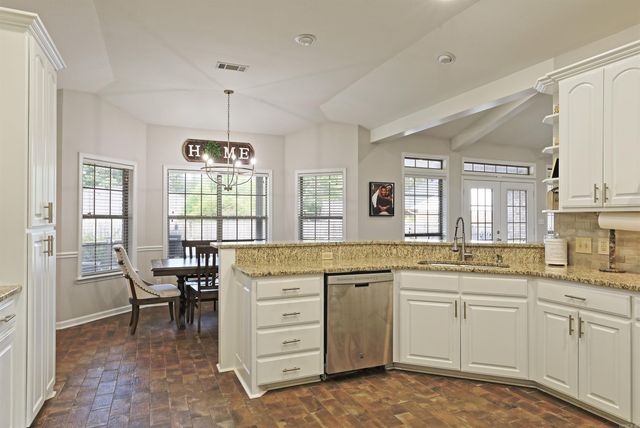 115 OVERLAND TRAIL, White Hall, AR 71602