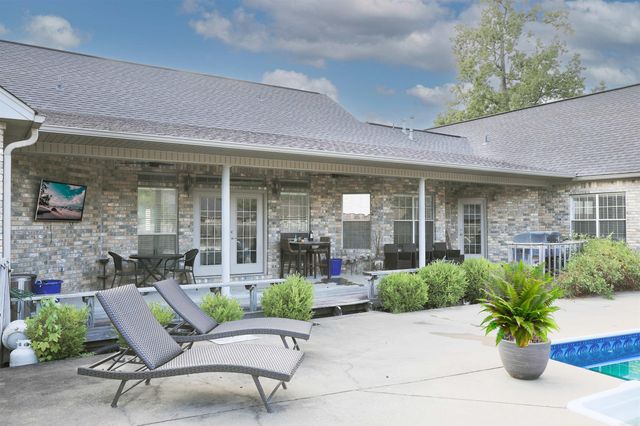 115 OVERLAND TRAIL, White Hall, AR 71602