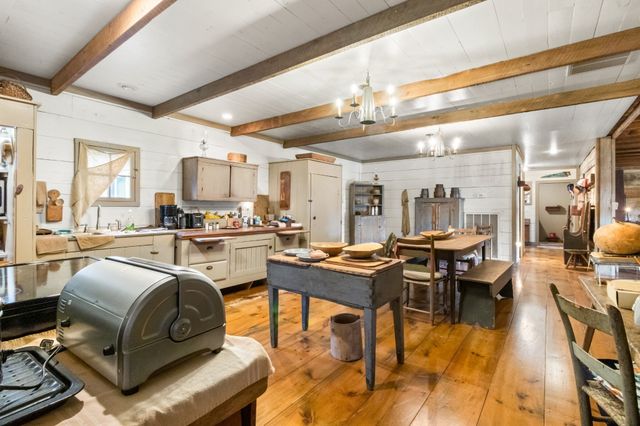 1926 Oak Plains Rd, Ashland City, TN 37015
