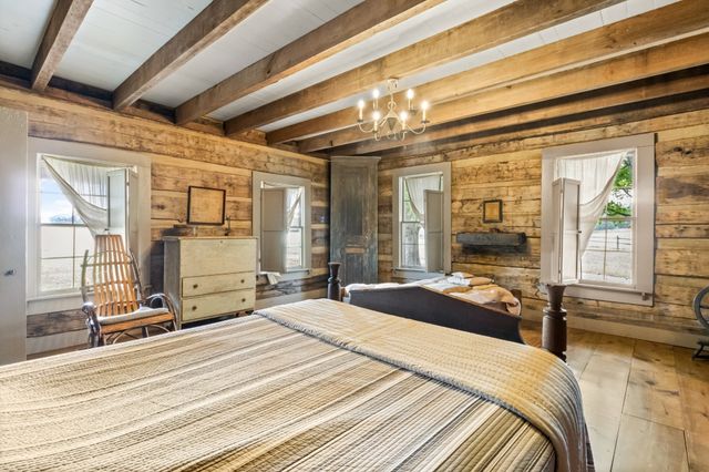 1926 Oak Plains Rd, Ashland City, TN 37015