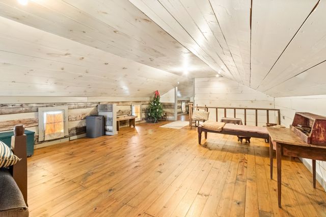 1926 Oak Plains Rd, Ashland City, TN 37015