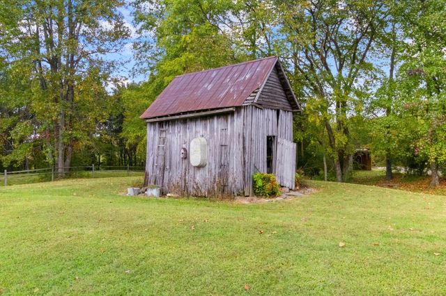 1926 Oak Plains Rd, Ashland City, TN 37015