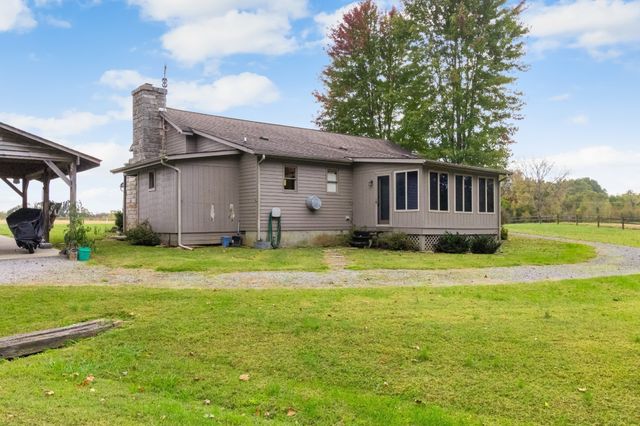 1926 Oak Plains Rd, Ashland City, TN 37015