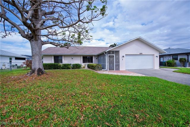 1201 SE 23rd ST, Cape Coral, FL 33990
