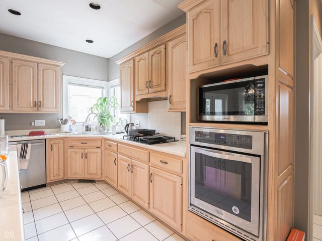 2232 Longleaf Drive, Fort Wayne, IN 46814