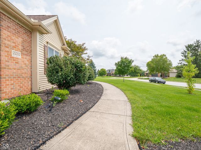 2232 Longleaf Drive, Fort Wayne, IN 46814