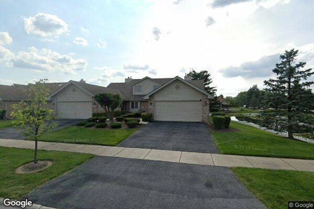 18306 65th Avenue 18306, Tinley Park, IL 60477