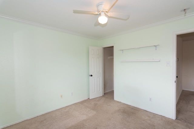 102 Quail Hollow DR, Hutto, TX 78634