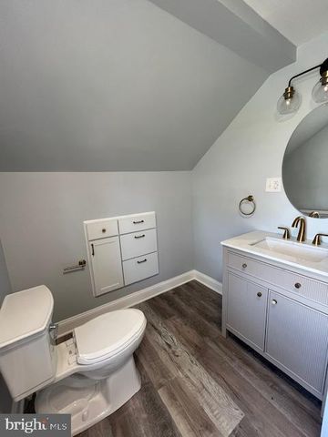 25 DUKE ST, Hershey, PA 17033