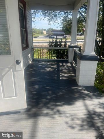 25 DUKE ST, Hershey, PA 17033