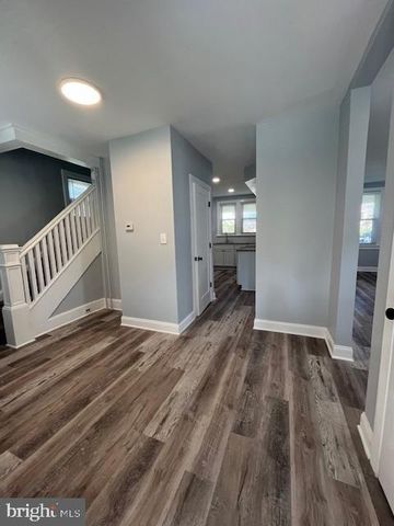 25 DUKE ST, Hershey, PA 17033