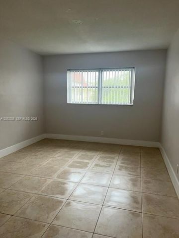 4165 SW 67th Avenue 206B, Davie, FL 33314