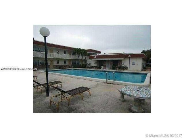 4165 SW 67th Avenue 206B, Davie, FL 33314