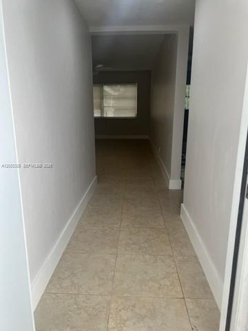 4165 SW 67th Avenue 206B, Davie, FL 33314