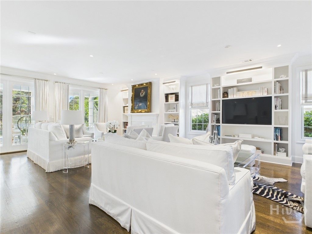 Image 5 of property listing at 43 Cabbage Crossing, Savannah, GA 31411