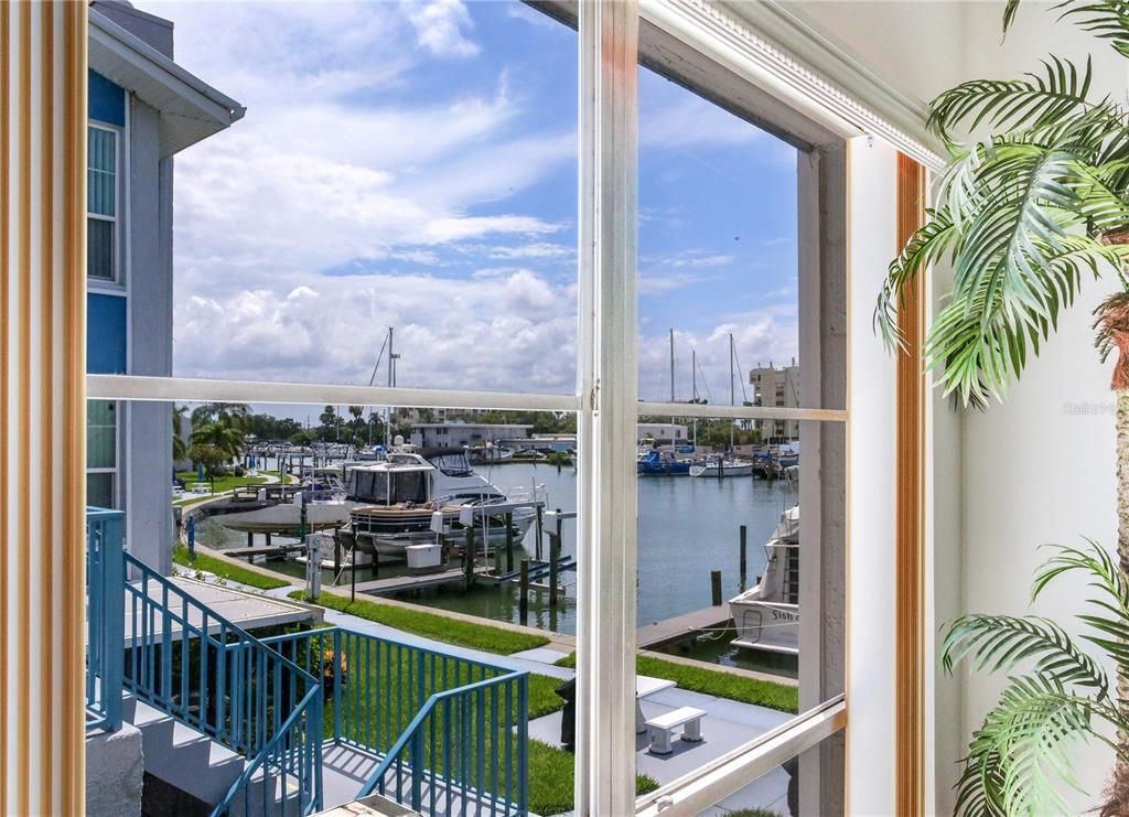 171 MEDALLION BOULEVARD H, Madeira Beach, FL 33708