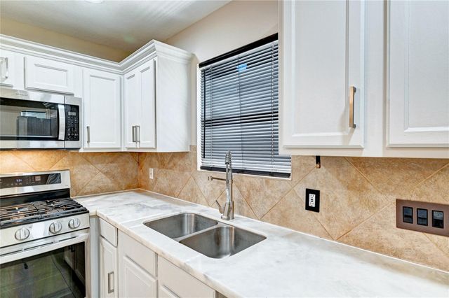 21115 Rushing Creek Lane, Katy, TX 77449