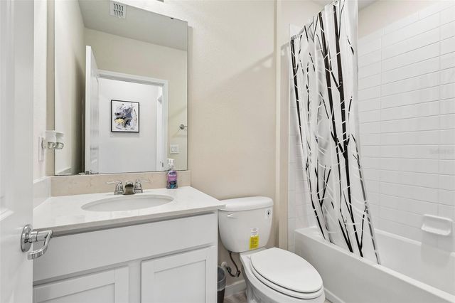 5016 BLUE HAMMOCK COURT, Kissimmee, FL 34746