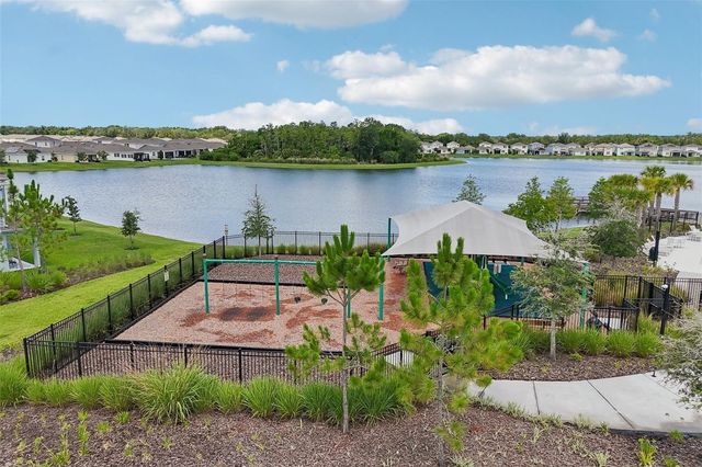 5016 BLUE HAMMOCK COURT, Kissimmee, FL 34746