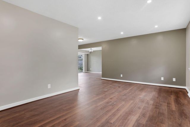 4956 Betsy Drive, Columbus, OH 43227