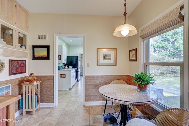 208 N College Street, Webb City, MO 64870