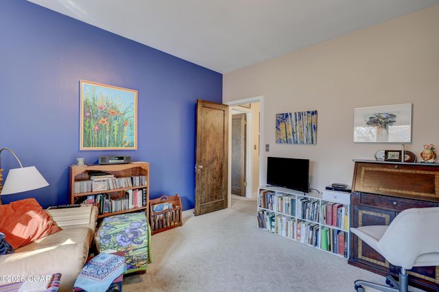 208 N College Street, Webb City, MO 64870