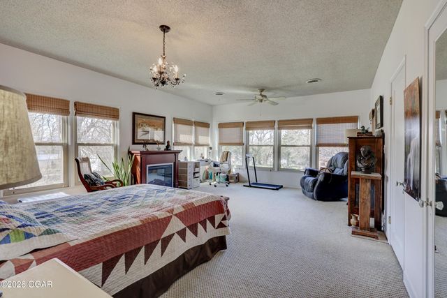 208 N College Street, Webb City, MO 64870