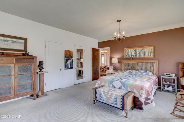 208 N College Street, Webb City, MO 64870