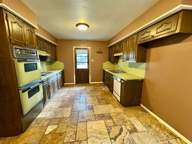 300 Delwood, Longview, TX 75605