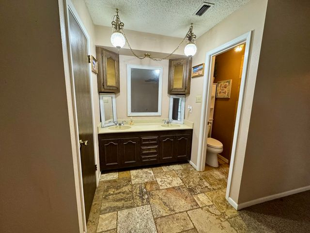 300 Delwood, Longview, TX 75605