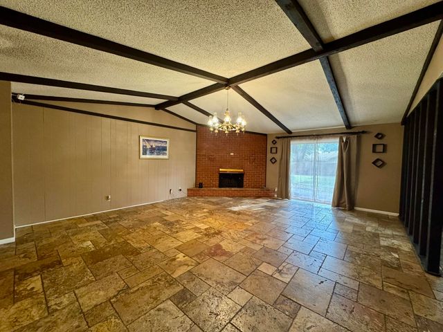 300 Delwood, Longview, TX 75605