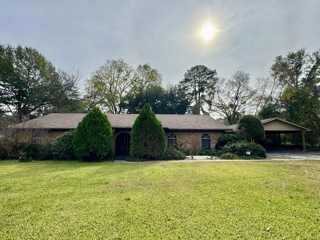 300 Delwood, Longview, TX 75605