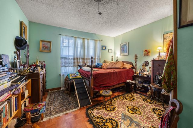 606 E Liberty Ave, Round Rock, TX 78664