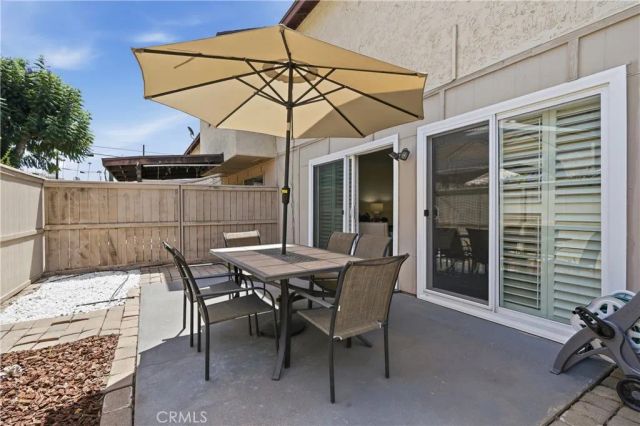 321 W Hermitage, Azusa, CA 91702