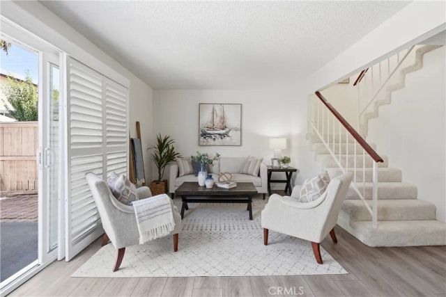 321 W Hermitage, Azusa, CA 91702