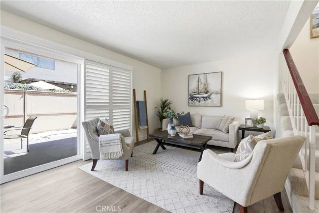 321 W Hermitage, Azusa, CA 91702