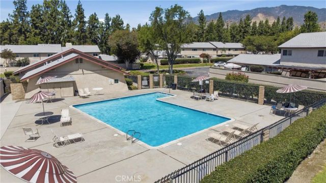 321 W Hermitage, Azusa, CA 91702
