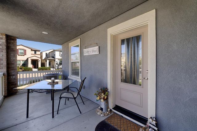 4057 Southampton St, West Sacramento, CA 95691